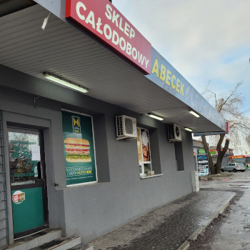 Sklep Lublin Monopolowy z zewnątrz